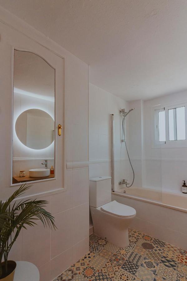 Apartamento Con Gran Terraza Junto A La Playa ตอร์เรโมลิโนส ภายนอก รูปภาพ