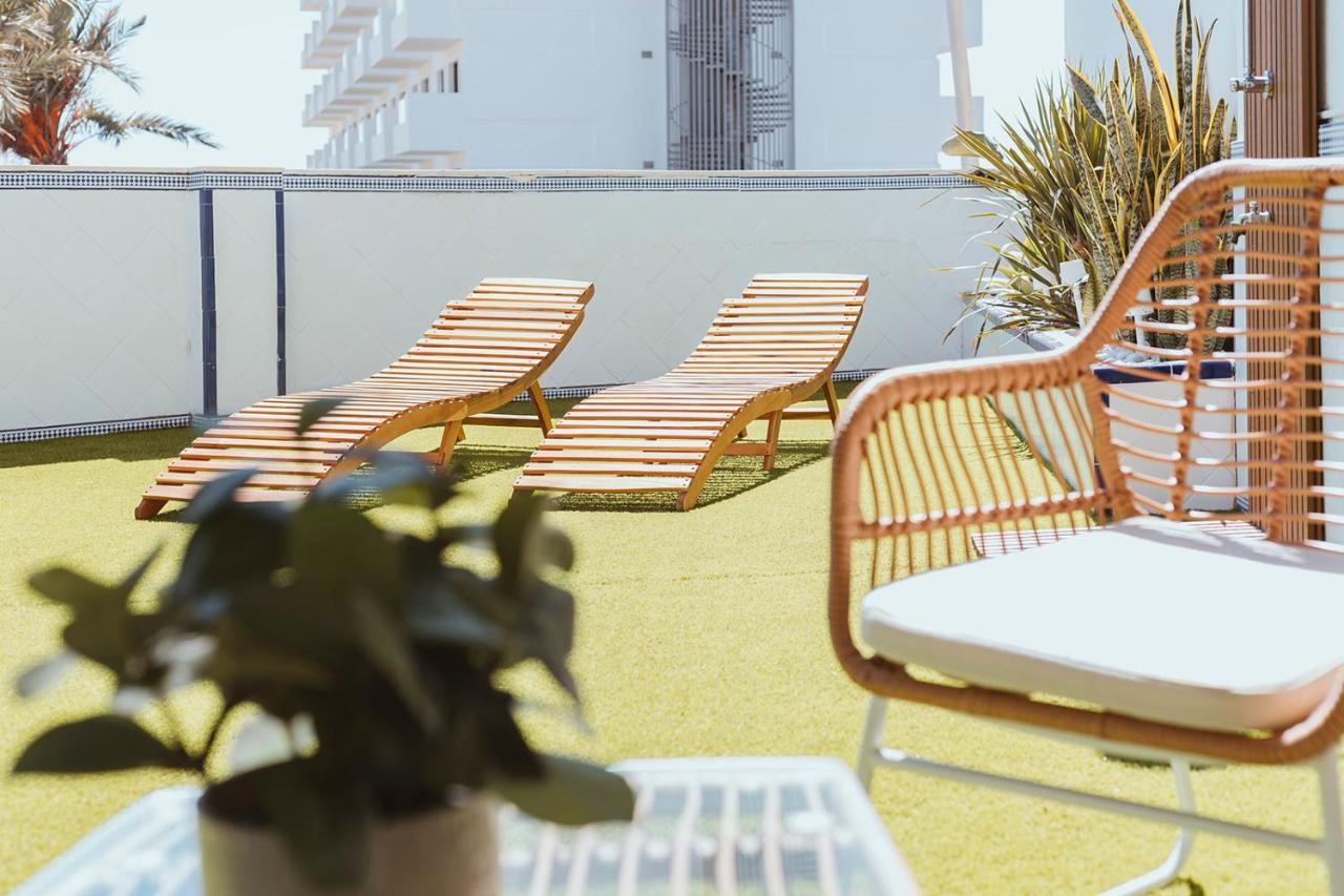 Apartamento Con Gran Terraza Junto A La Playa ตอร์เรโมลิโนส ภายนอก รูปภาพ