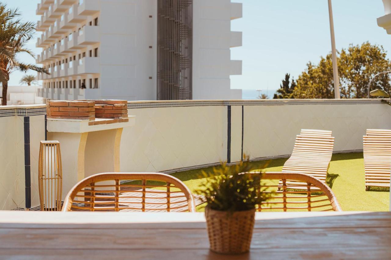 Apartamento Con Gran Terraza Junto A La Playa ตอร์เรโมลิโนส ภายนอก รูปภาพ